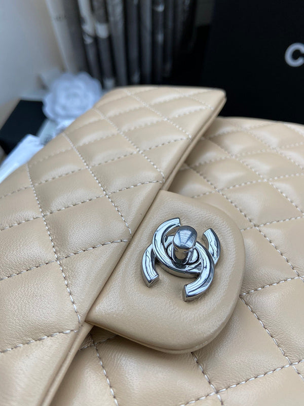  mid purse view 6