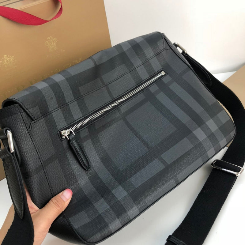 Timeless Premium PU Leather Handbag - Signature Hardware Accents | Women's Statement Accessory #1108 - product detail shot (image 10) of designer-inspired handbag