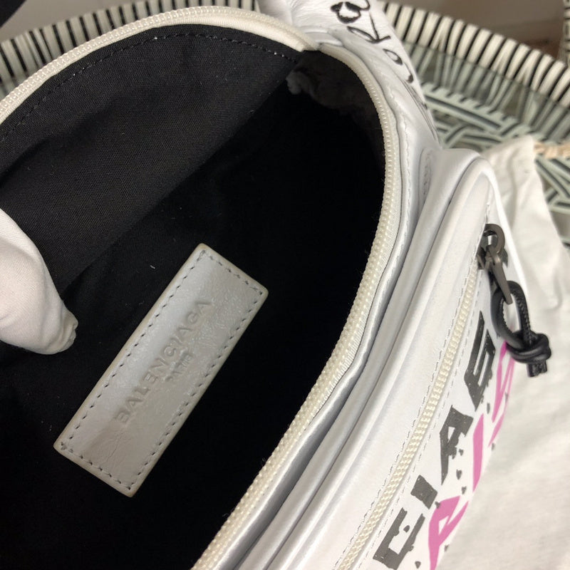 Close-up detail of polished everyday-luxe women's handbag – women's luxury handbag