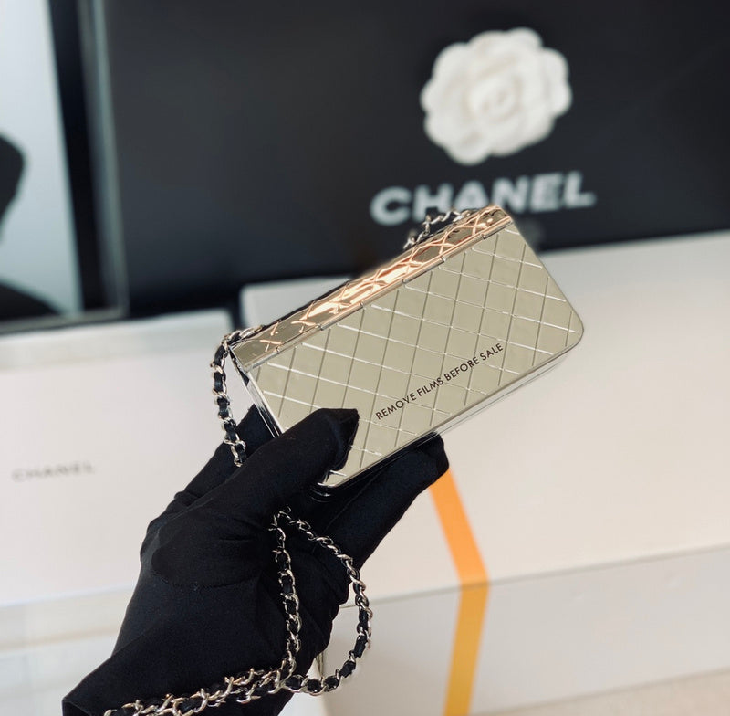  handbag, compact everyday style, image 5