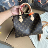  satchel interior and compartment view 9