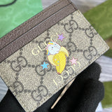 Handle and strap detail of everyday-luxe sleek women's handbag – women's designer-style accessory