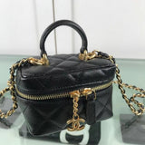Zivas Charm Signature Style Fashion Handbag (Effortless Style Upgrade) – Front View