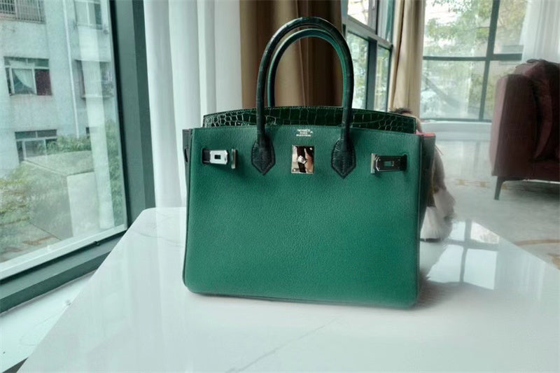 Clean-Lined bag women's premium everyday handbag