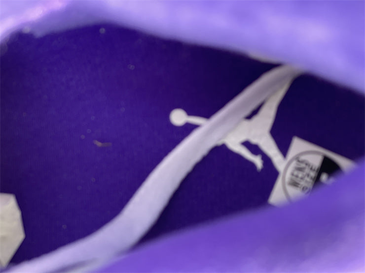 Nike Men's & Women's Premium Athletic Sneakers — Style 247 hardware detail