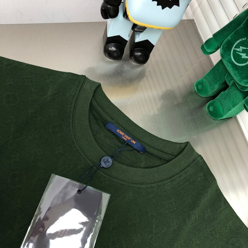 Side profile of Louis Vuitton cotton t-shirt with label-forward styling