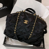 women's handbag, spacious design, view 2