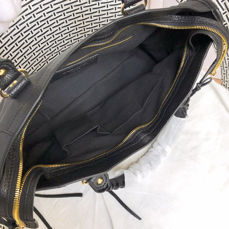 Side profile of refined statement women's handbag – women's luxury handbag