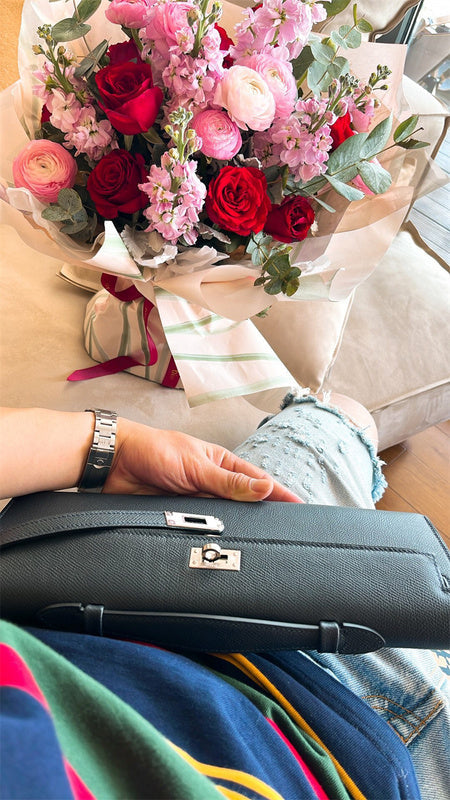 handbag interior and compartment view