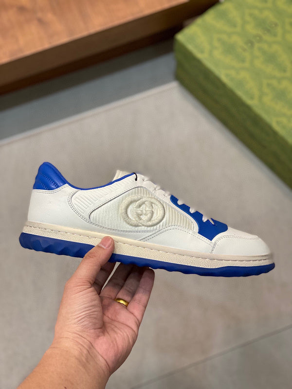 Gucci Streetwear sneakers in two-tone signature lace-up style front view