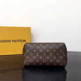 Close-up detail of premium statement women's handbag – women's luxury handbag