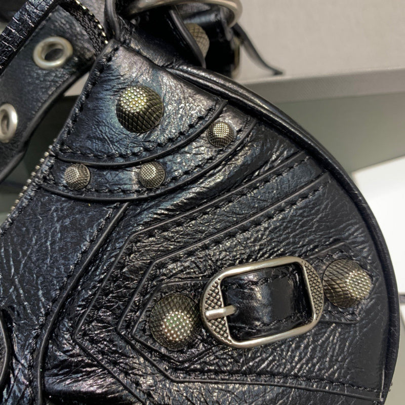 Timeless Premium PU Leather Handbag - Premium Craftsmanship Detailing | Women's Fashion Handbag #390 - interior view (image 6) of designer-inspired handbag