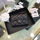 Zivas Charm Signature Style Everyday Handbag (Refined Modern Silhouette) – Lifestyle Shot
