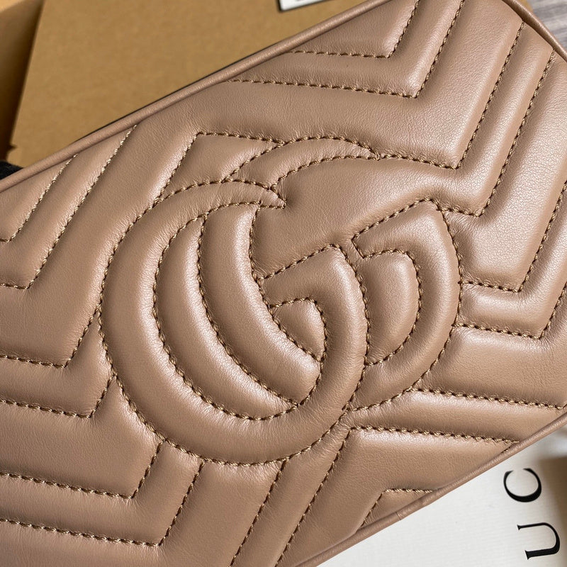 Handle and strap detail of modern structured women's handbag – women's premium purse