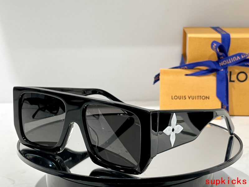Front view of Louis Vuitton unisex sunglasses