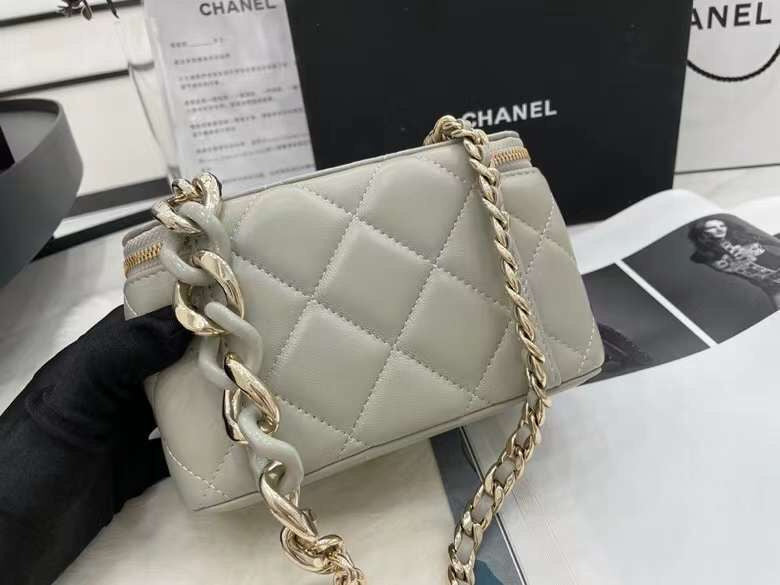  compact purse view 5
