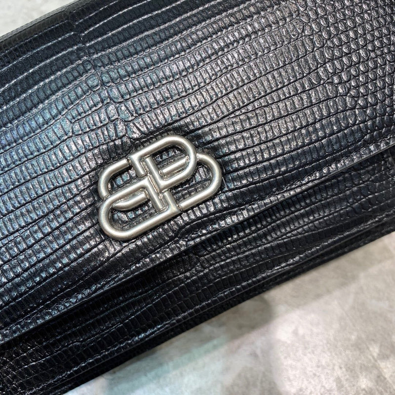 Understated Premium PU Leather Handbag - Chic Everyday Appeal | Women's Premium Handbag #849 - interior view (image 6) of designer-inspired handbag
