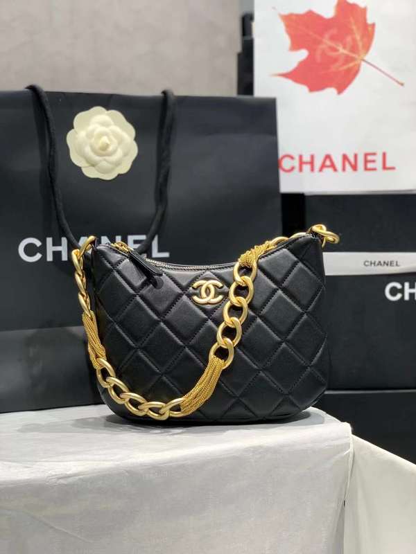 Zivas Charm Signature Style Luxury Handbag (Polished Everyday Piece) – Interior View