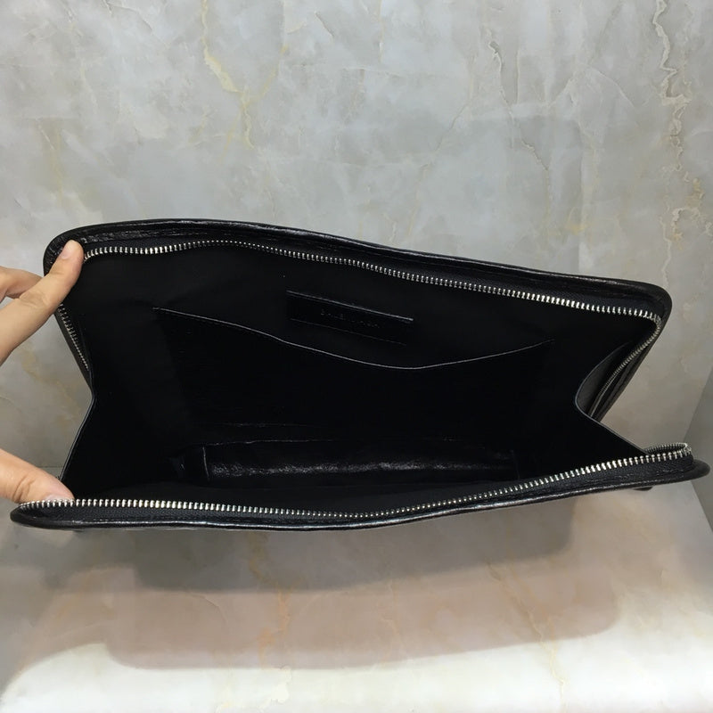 Effortless Faux Leather Handbag - Versatile Everyday Design | Women's Everyday Carry Handbag #1028 - back view (image 4) of designer-inspired handbag