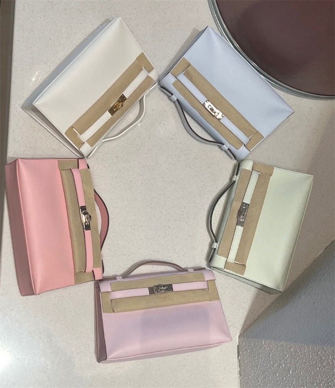  crossbody bag interior and compartment view 21