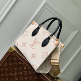  Essential everyday bag carried on shoulder