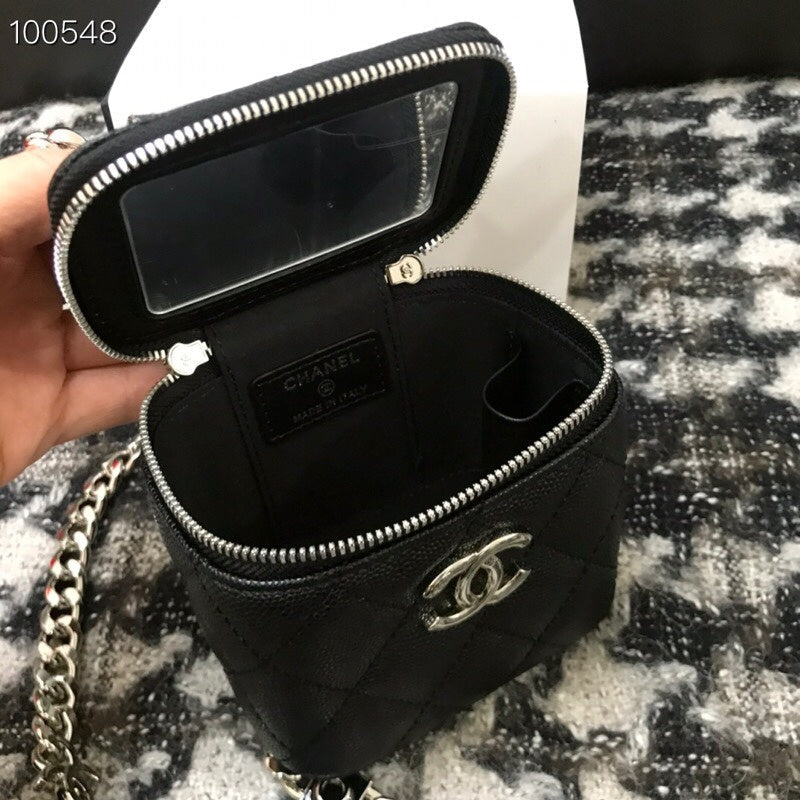  women's handbag, versatile design, view 5