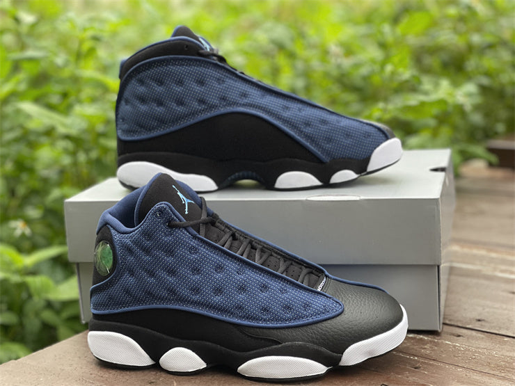 Nike Men's & Women's Signature Luxury Sneakers — Style 228 detail view