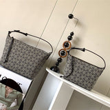 Ziva's Charm handbag – detail view (21cm*17cm*13cm)