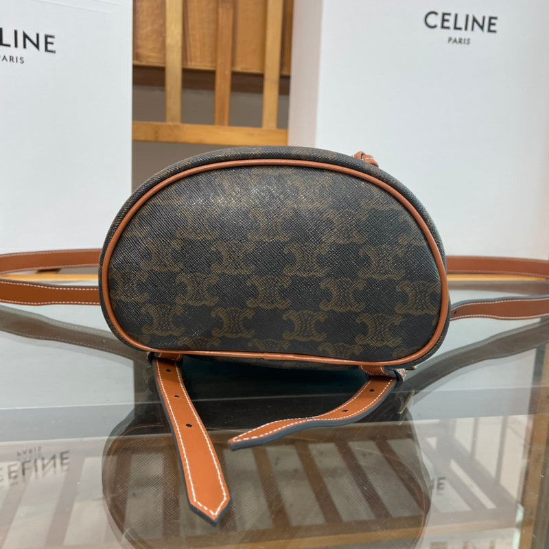 Styled lifestyle shot of refined modern women's handbag – women's luxury accessory