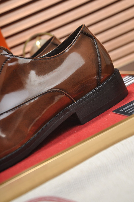Hermes shoes Style 055 - close-up of classic monogram styling