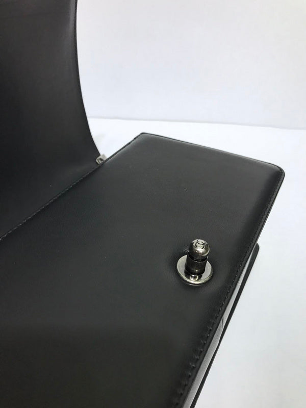  mid purse view 9