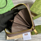 Styled lifestyle shot of polished refined women's handbag – women's everyday handbag