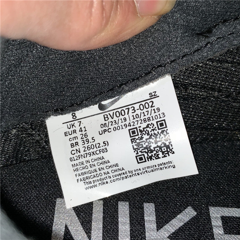 Nike Men's & Women's Premium Low-Top Trainers — Style 025 close-up view