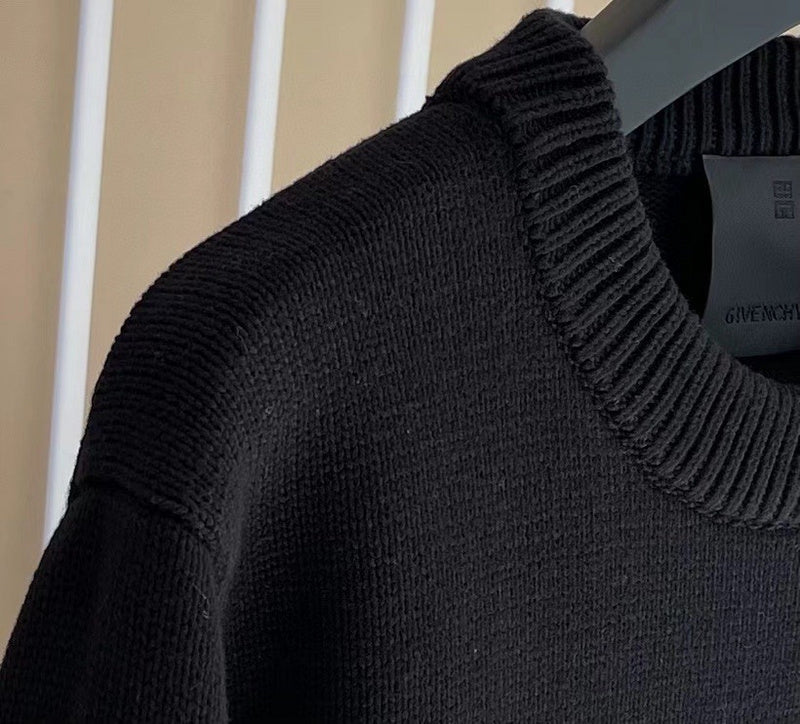 Back view of Givenchy luxury piece style No.204