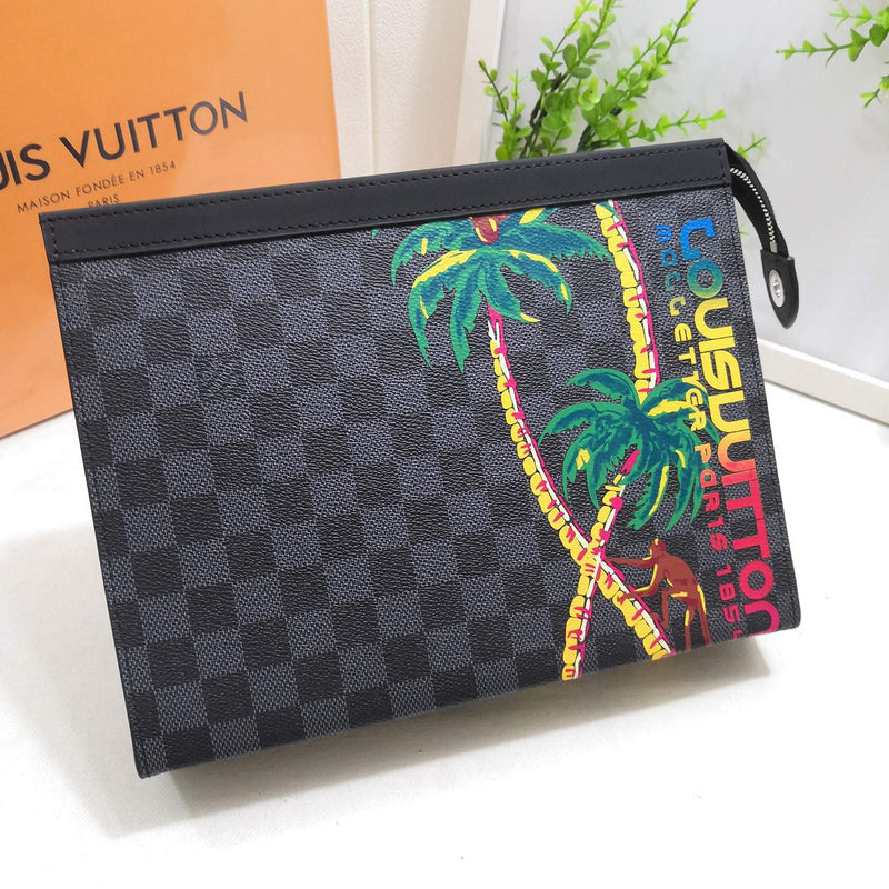 Front view of modern signature women's handbag – women's designer-style accessory