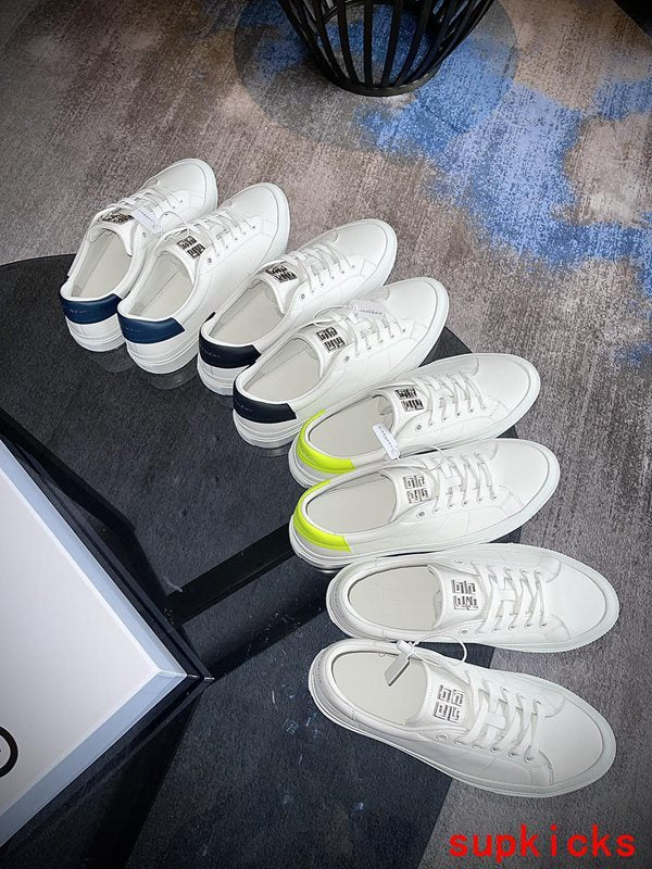 Givenchy shoes Style 019 - logo and branding close-up