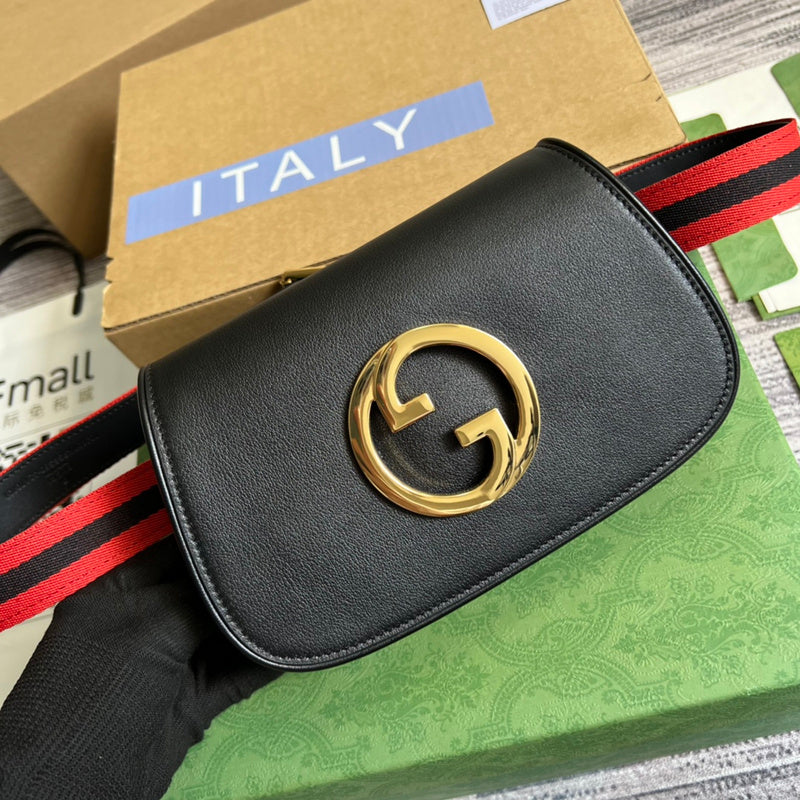 Handle and strap detail of chic polished women's handbag – women's luxury handbag