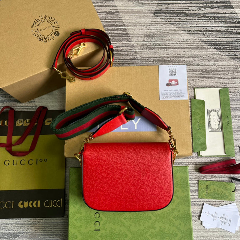 Front view of polished everyday-luxe women's handbag – women's designer-style accessory