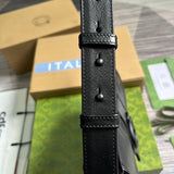 Handle and strap detail of signature classic women's handbag – women's luxury accessory