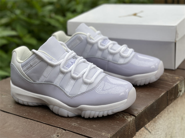 Nike Men's & Women's Iconic Street Trainers — Style 227 front view
