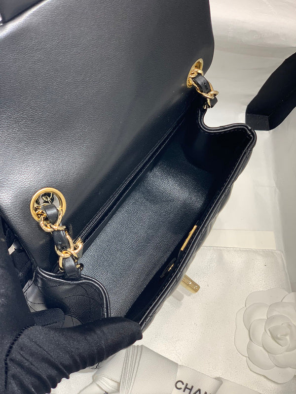  women's handbag, compact design, view 2