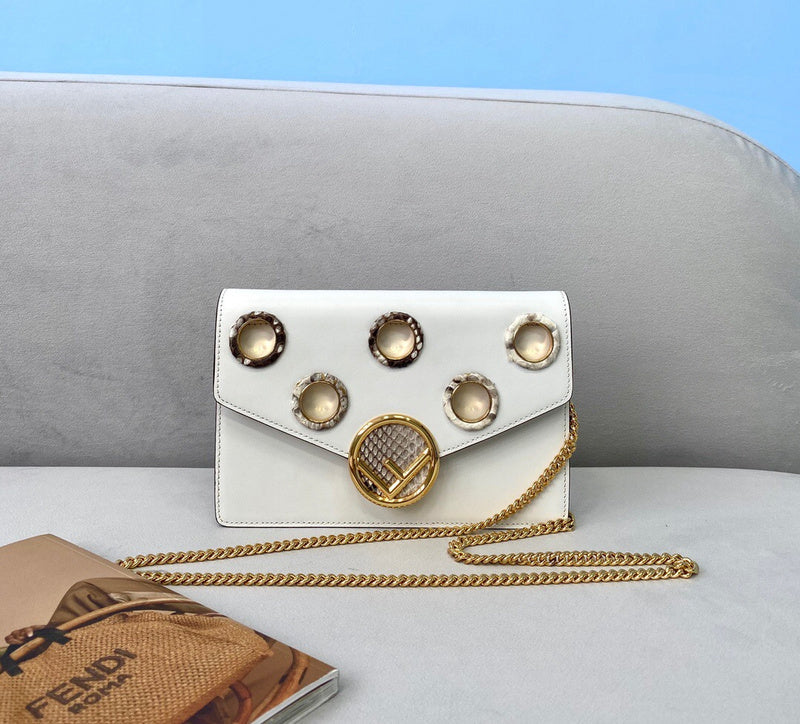 Ziva's Charm handbag – close-up view (Standard Size)