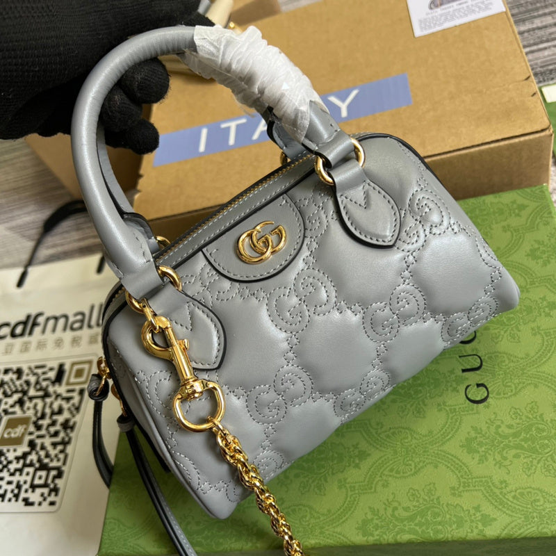 Front view of everyday-luxe premium women's handbag – women's luxury handbag