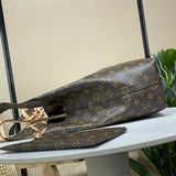  Essential top-handle bag front view 13