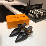 Louis Vuitton shoes Style 203 - logo and branding close-up