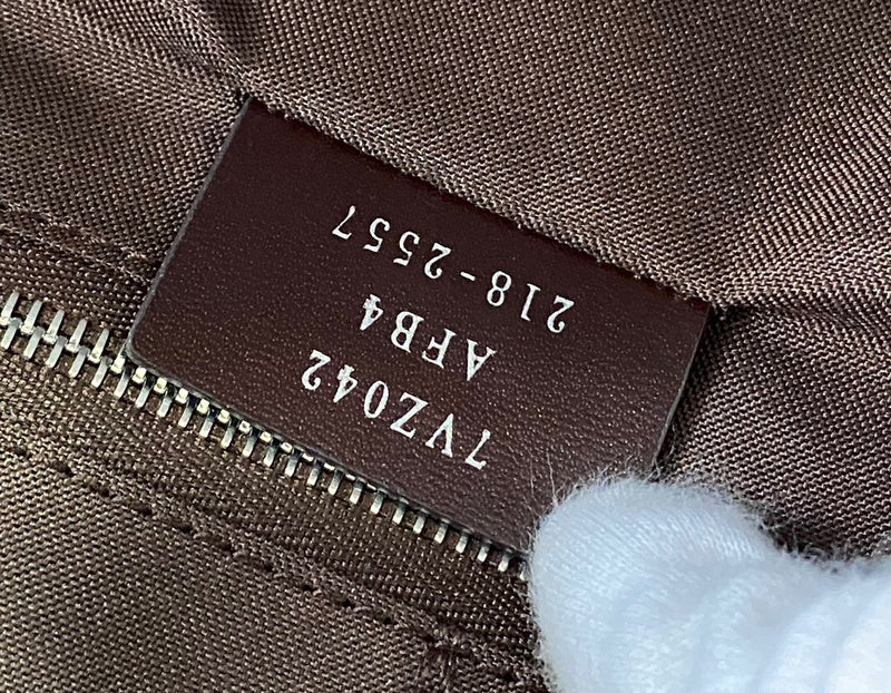 Ziva's Charm handbag – product shot (31cm*15cm*35cm)