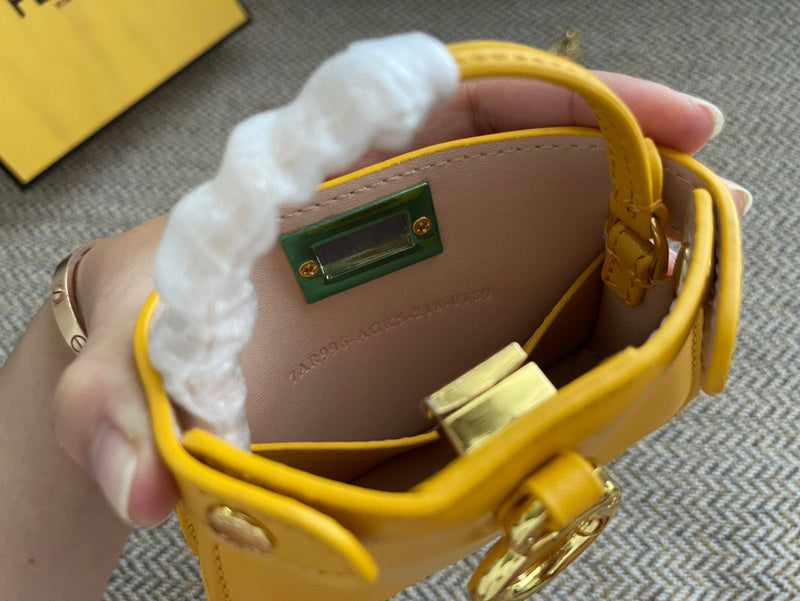 Ziva's Charm handbag – detail view (12cm*3.5cm*8.5cm)