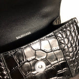 Front view of statement everyday-luxe women's handbag – women's premium purse