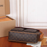  tote bag interior and compartment view 9