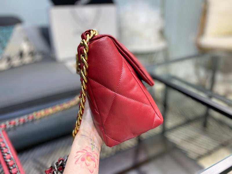 Zivas Charm Effortless Elegance Designer Handbag (Versatile Style Statement) – Lifestyle Shot